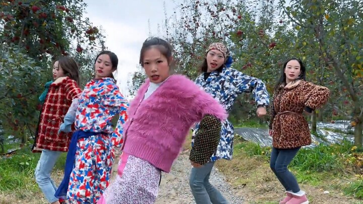 4MINUTE Vân Nam, xuất hiện đột ngột! Nổi đình nổi đám khắp mạng xã hội