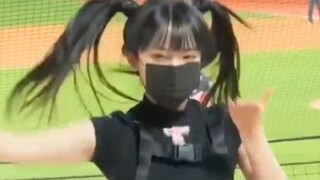 拉拉队##运动 #这样的身材打几分 #拉拉队小姐姐 #拉拉队舞蹈