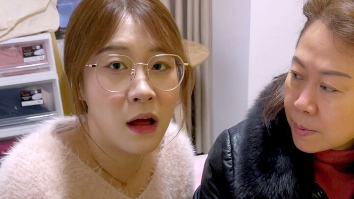 اليوم خدعت زوجتي وهربتها عشان تدفع بذور البابايا لحماتها، فانتهى بها المطاف في ورطة كبيرة!