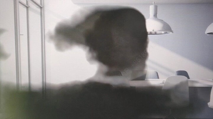 当初，人们以为只是简单的视频故障