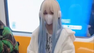 ฉันได้พบกับหญิงสาวสวยคนหนึ่งระหว่างทางไปสัมภาษณ์งาน