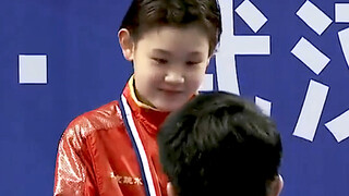 จะมีแชมป์โอลิมปิกที่น่ารักขนาดนี้ได้ยังไง! ฉันเรียกเธอว่าสาวน้อยน่ารัก! | จางเจียฉี