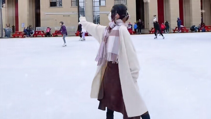 [Ice Figure Skate] เล่นสเกตลีลาบนน้ำแข็งกลางลานเมือง