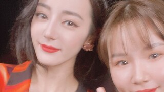 Nhớ em quá! Em xinh quá~ Địch Lệ Nhiệt Ba! Anh vui khi thấy em cười! Diện mạo thảm đỏ của anh thật l
