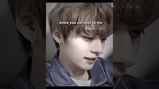 He didn't roast him, he fried him. Btw Binnie is really pretty✨But that hairstyle💀#straykids