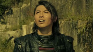 [Ultraman Clip] Check out the first blue light scene of Ultraman