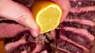 Apakah ada perbedaan dengan makan daging mentah?