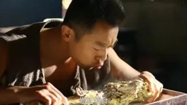 Disarankan untuk tidak memakan daging kambing. Yu Zhan'ao melahap tulang kambing seperti orang gila.