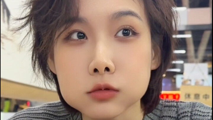 No one’s (chew chew chew) hurting…