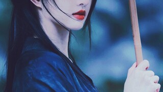 There are few female idols who have better-looking Chinese makeup than Korean makeup.