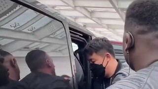 [Xiao Zhan] Kudengar studio Xiao Zhan hilang di Italia~