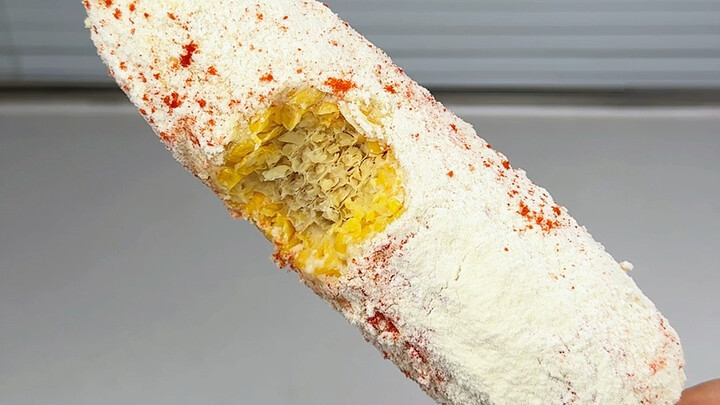 إذا كان في المنزل مزيد من الذرة، جرّب طريقة الأكل هذه؛ ستأكل ولا تقول كلمة واحدة، لذيذة جدًا!