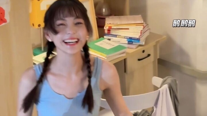 هل تتذكر حقيبة المدرسة اللافتة للنظر أيام الدراسة؟