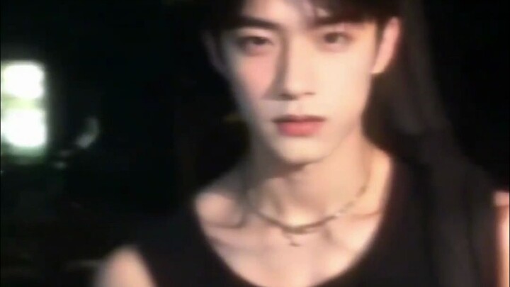 Jatuh cinta pada AI adalah takdirku. Coba lihat, kamu bisa bertahan sampai episode keberapa?