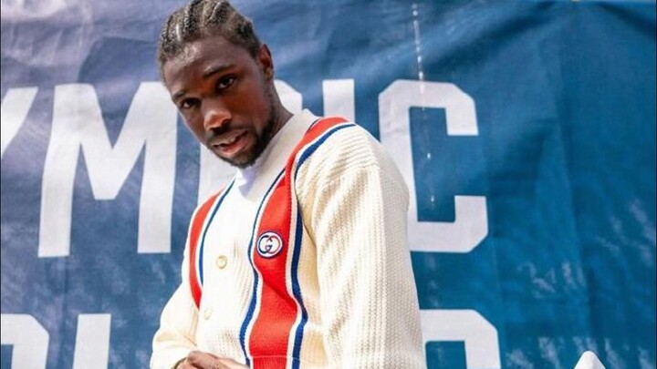 โนอาห์ ไลลส์! ถึงตาฉันแล้ว ดูดการ์ด! เปิดใช้เวทมนตร์สนาม — สนามกรีฑา!