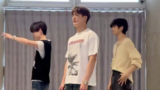 强扭的瓜很甜🤣 李帝努×钟辰乐×朴志晟《Soda Pop》舞蹈challenge