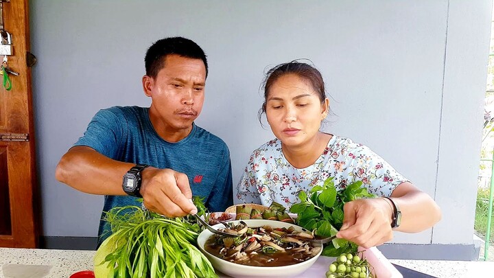 ป้าดๆแกงเห็ดปลวก!! ตาหน่อยบ้างที่ก็เล่นเยอะจนแพรโมโห!!