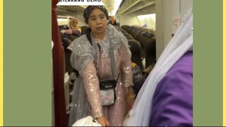Bukan Fashion Week, Ini Haji Week! Viral penampilan jemaah haji asal Makassar yang tampil berani bed