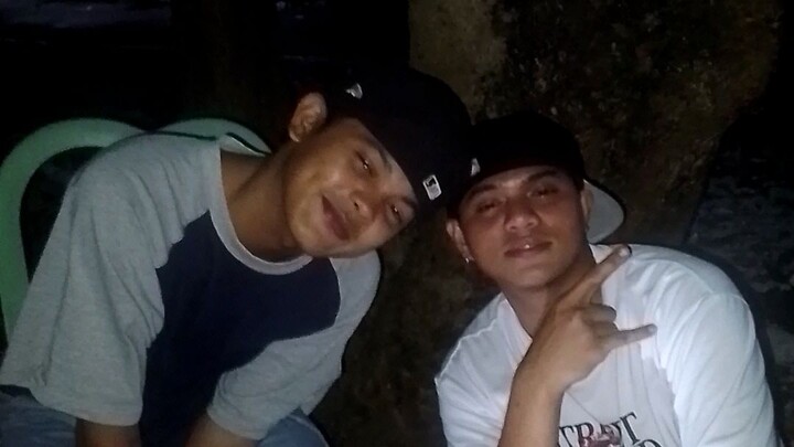 Ang tropa