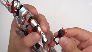 It seems that scolding a lot is still effective! Bandai SHF series Kamen Rider Sacred Blade Dragon R