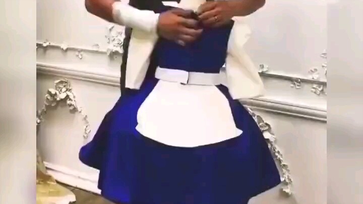 一位设计师爸爸给女儿设计的变身公主裙，太好看了吧！！