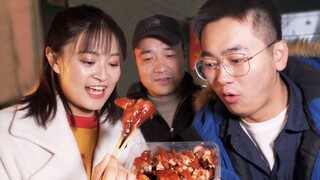 The best wet market in China? So many food stalls, but it's closing soon.