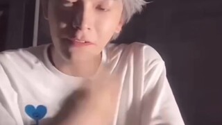 Ding Yuxi berbicara bahasa Shanghai lagi!
