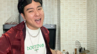 Jika kamu mengubah pakaian dengan cara yang keren!