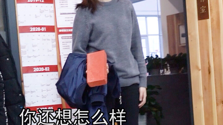 Teacher splits a big brick with bare hands