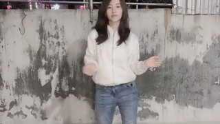 Anh dang lam gi dó #cutegirl