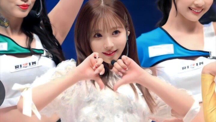 Tetap saja dia yang paling cantik saat menari
