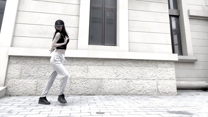[Li Lixi] Semua orang bilang tarian ini sulit dipelajari! Cover dari Lisa Solo BlackPink【Malamente】【