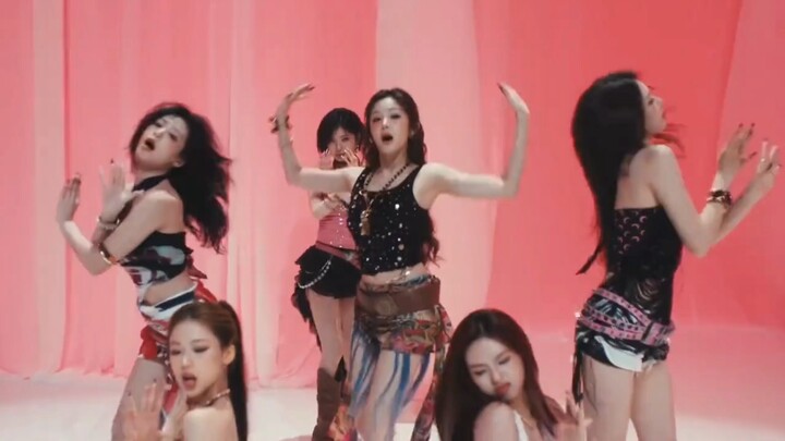 พอฉันเปลี่ยนจังหวะเต้นชูมของโปโกะเป็นเพลง Drip… เทศกาลสุดติสต์แบบ YG จบได้หลากหลายเพลงเลยนะ