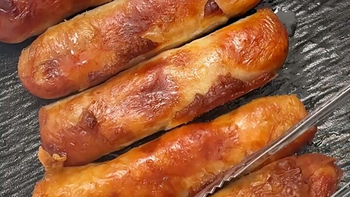 Đánh giá thực phẩm chế biến sẵn ngày thứ 66: Cá chua canh vàng, chân giò hầm đậu nành và cuộn đùi gà