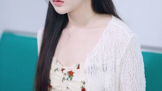 สาวเผลอนอนกับแฝดพี่!จนตั้งท้อง! ขณะที่รักเก่ายังคงตามหลอก หลอน? แต่มีเขาที่คอยปกป้องเธอ!