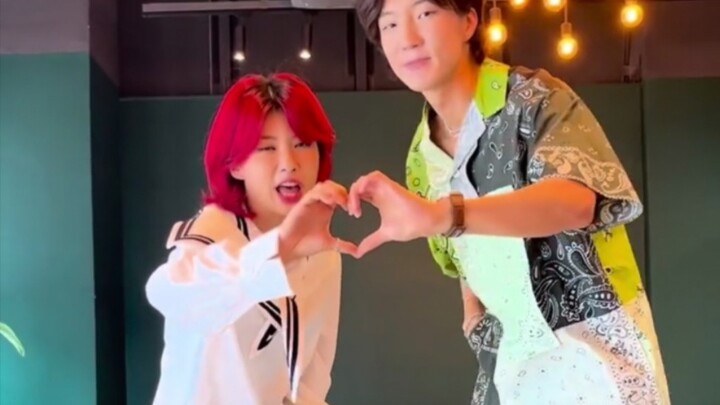 Lee Seung Hoon x AIKI - Thử thách nhảy I LOVE U