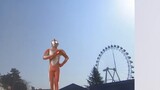 What are the features of Ultraman's timer? What do the different timer flash sounds like?