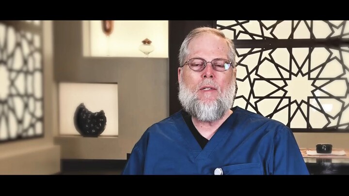 Atheist Surgeon Converts to Islam "I Begged God to Save My Daughter"