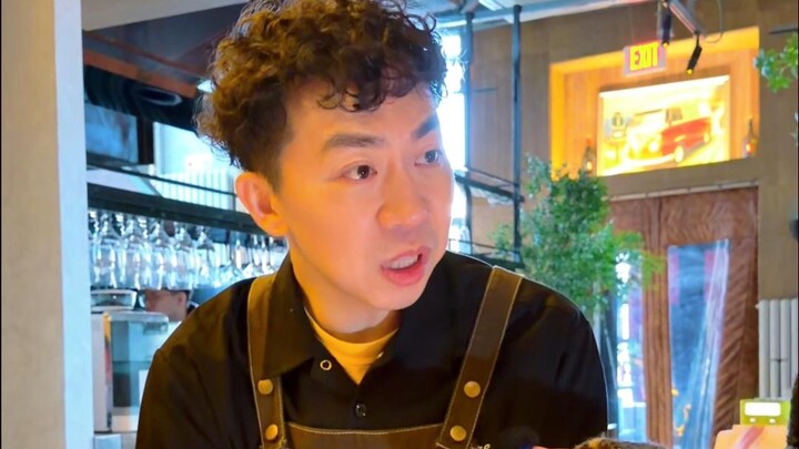 «لماذا أخفي شهادتي الدكتوراه؟»