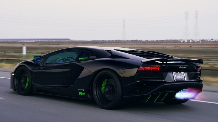 เมื่อกี้ใครอยากดู ลัมโบ้จีนี่ บ้าง? ช่วยกดหน้าจอให้แตกไปเลย!