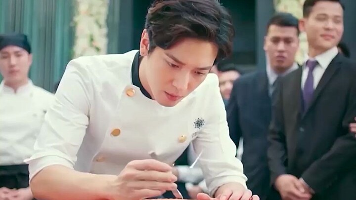 Who has better knife skills? #谢霆锋#美食