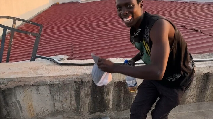 Starlink telah menyelesaikan masalah akses internet di banyak daerah kurang berkembang di Afrika, ba