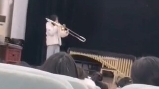 长号の电音少女