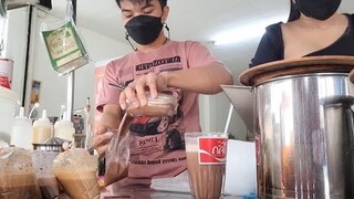 เนสกาแฟขายดีมาก/แก้วเล็ก25บาทใหญ่30  ใส่ถุงกระดาษ25บาทอร่อยคุ้มราคาแน่นอนค่ะ