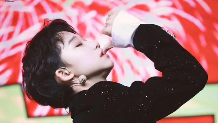 十三岁未成年国组忙内书漾跳EXO前辈的LOVESHOT