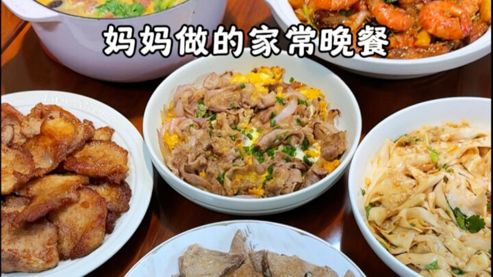 Thì ra món mẹ nấu vẫn ngon nhất! Lại một ngày ăn no đến mức phải vịn tường rồi! Sườn heo chiên muối 