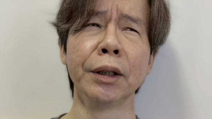 When Relatives Start Requesting Songs During the New Year Holidays