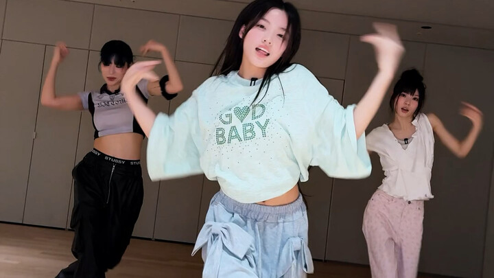 Badalee&MOKA&IROHA Tantangan 《Perempuan Baru》