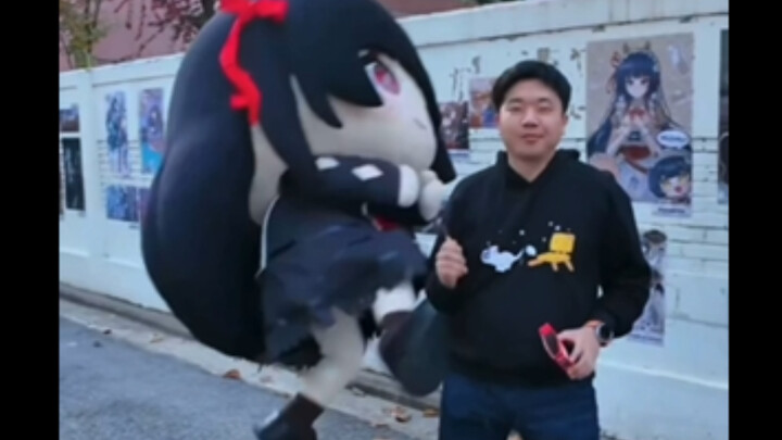 Big Slick the pilot unleashes his ultimate move—a flying kick—using Big Head Xiao!