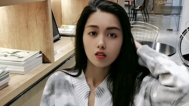 为了这个小姐姐，我豁出去了，朱茵王祖贤都合体了